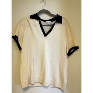 St. John Knit Black Trim Short Sleeve Top